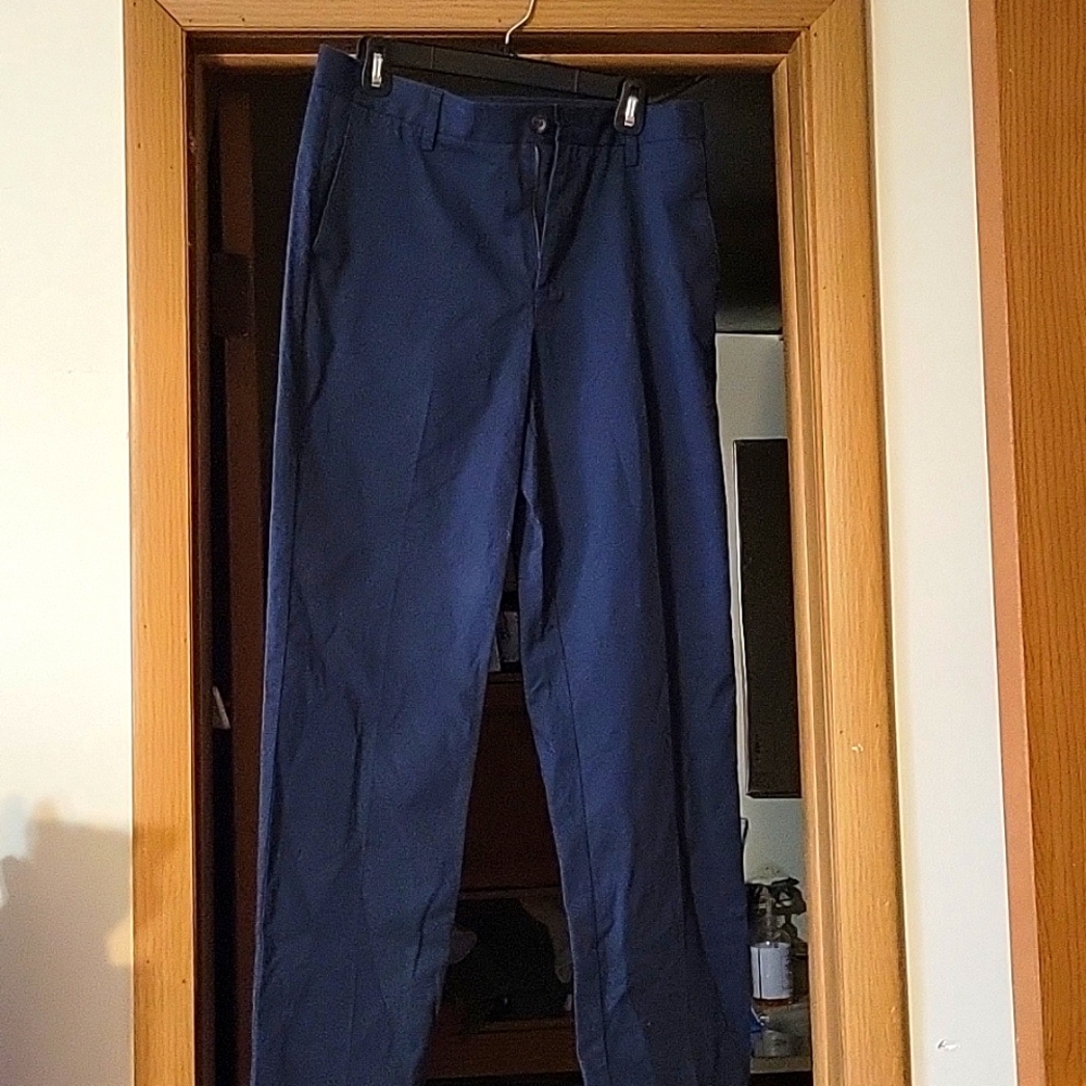Amazon essential blue khaki pants like new 30 x 32